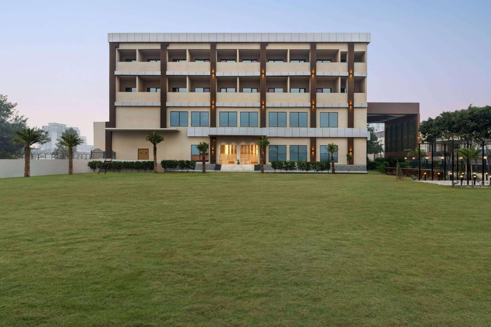 Wyndham Garden Sonipat Murthal Εξωτερικό φωτογραφία