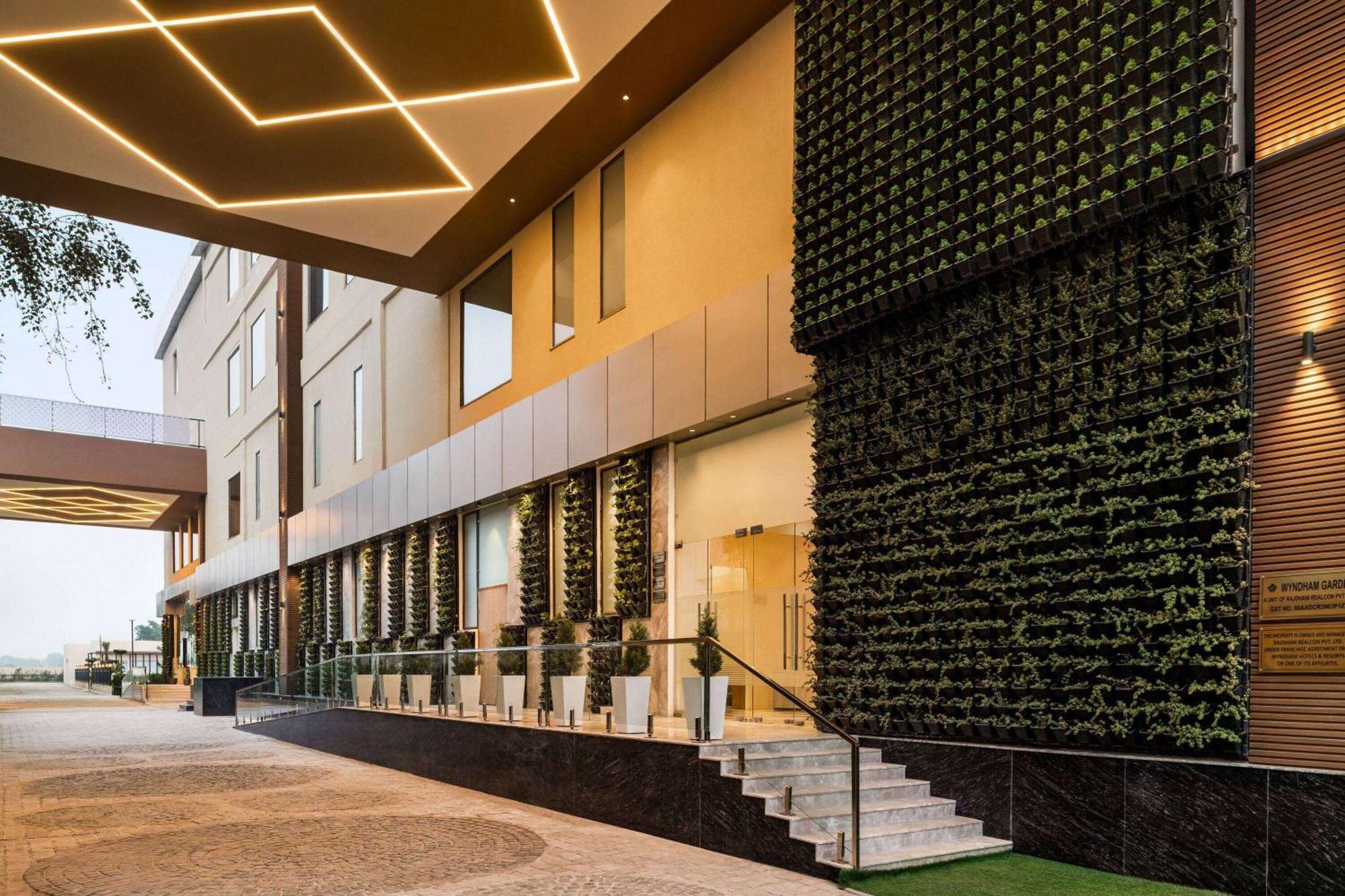 Wyndham Garden Sonipat Murthal Εξωτερικό φωτογραφία